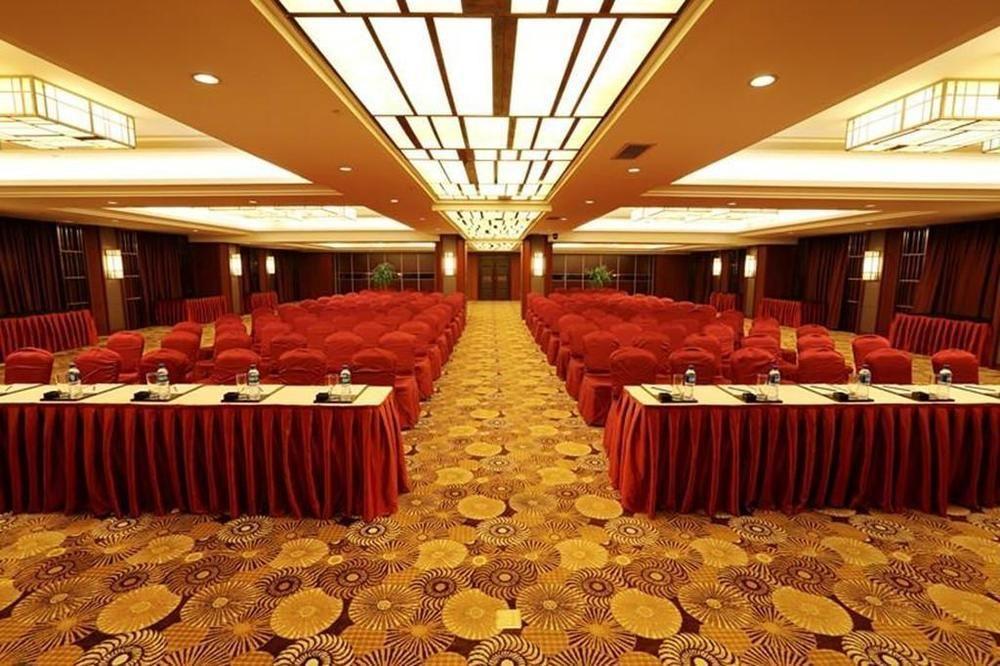 Wuhan Tianchimel Hotel Buitenkant foto