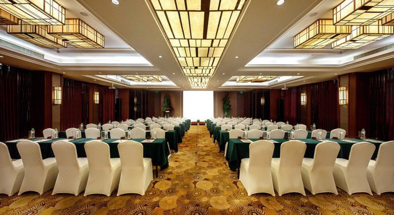 Wuhan Tianchimel Hotel Buitenkant foto