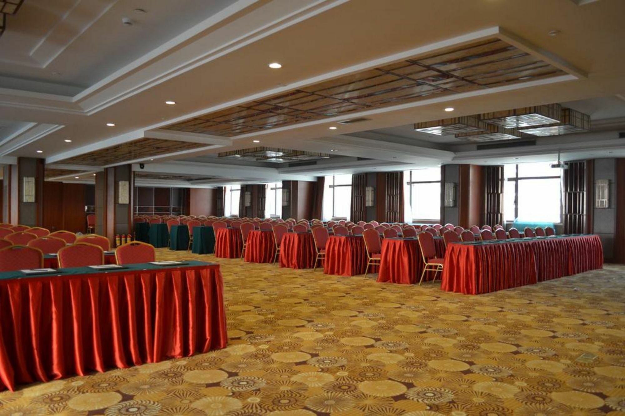 Wuhan Tianchimel Hotel Buitenkant foto